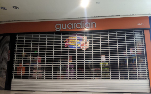 Cửa cuốn khe thoáng - Việt Á